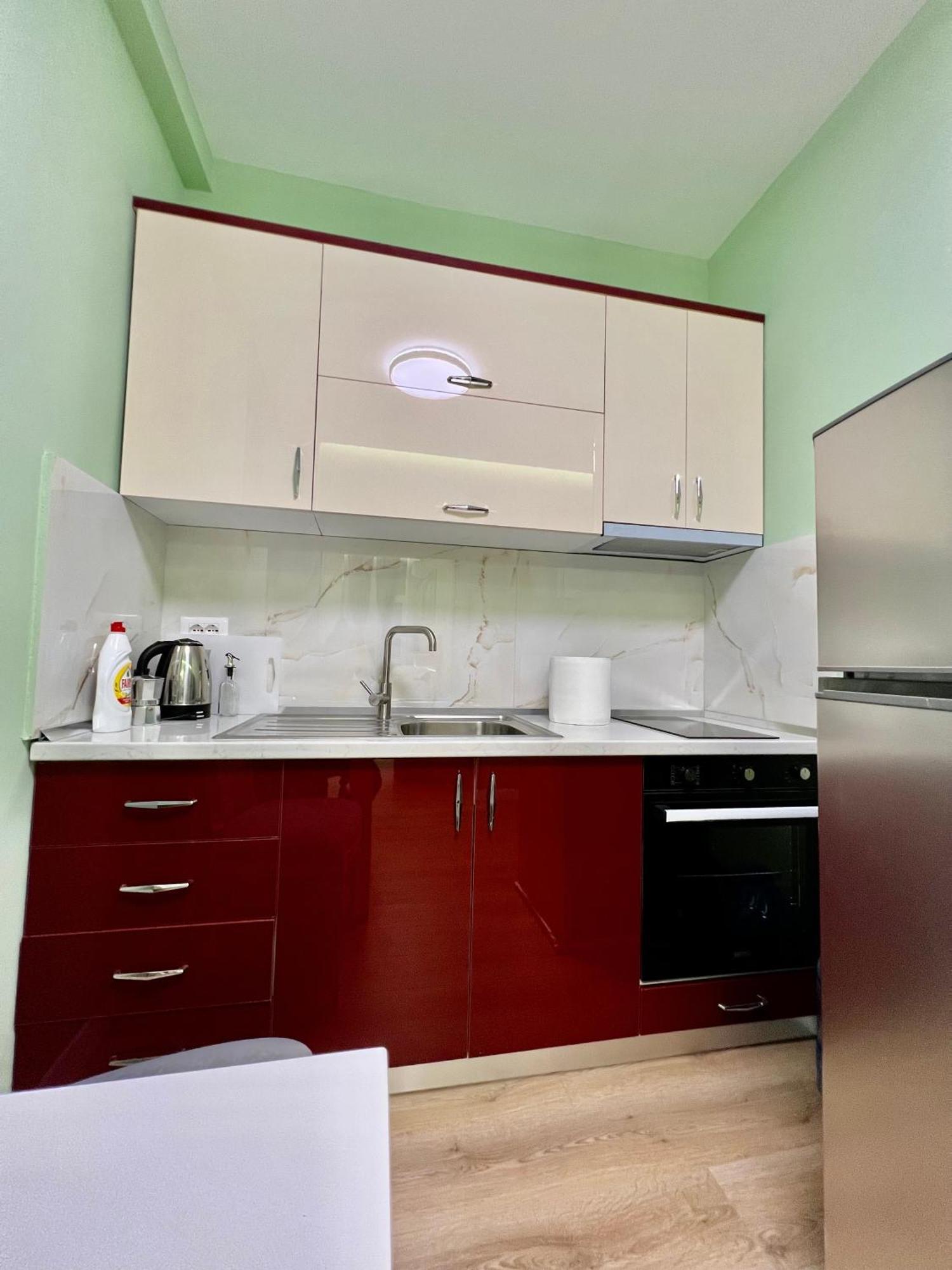 Spiranca Luxury Suites Тирана Екстериор снимка
