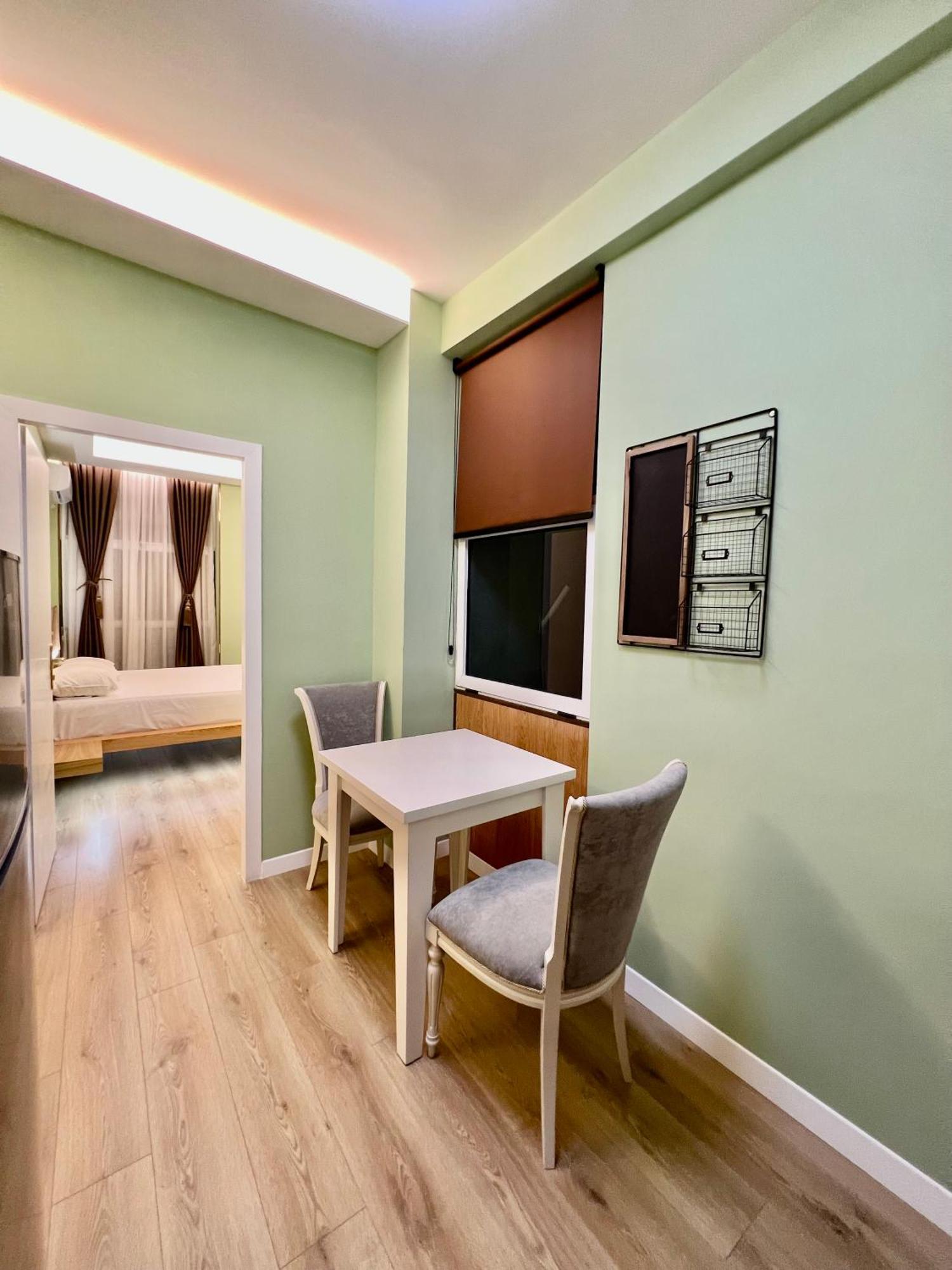 Spiranca Luxury Suites Тирана Екстериор снимка