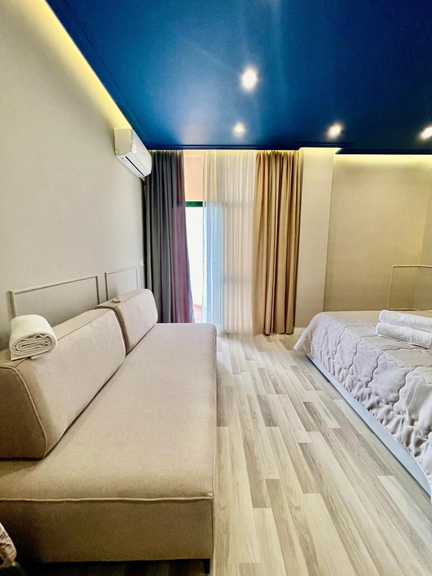 Spiranca Luxury Suites Тирана Екстериор снимка