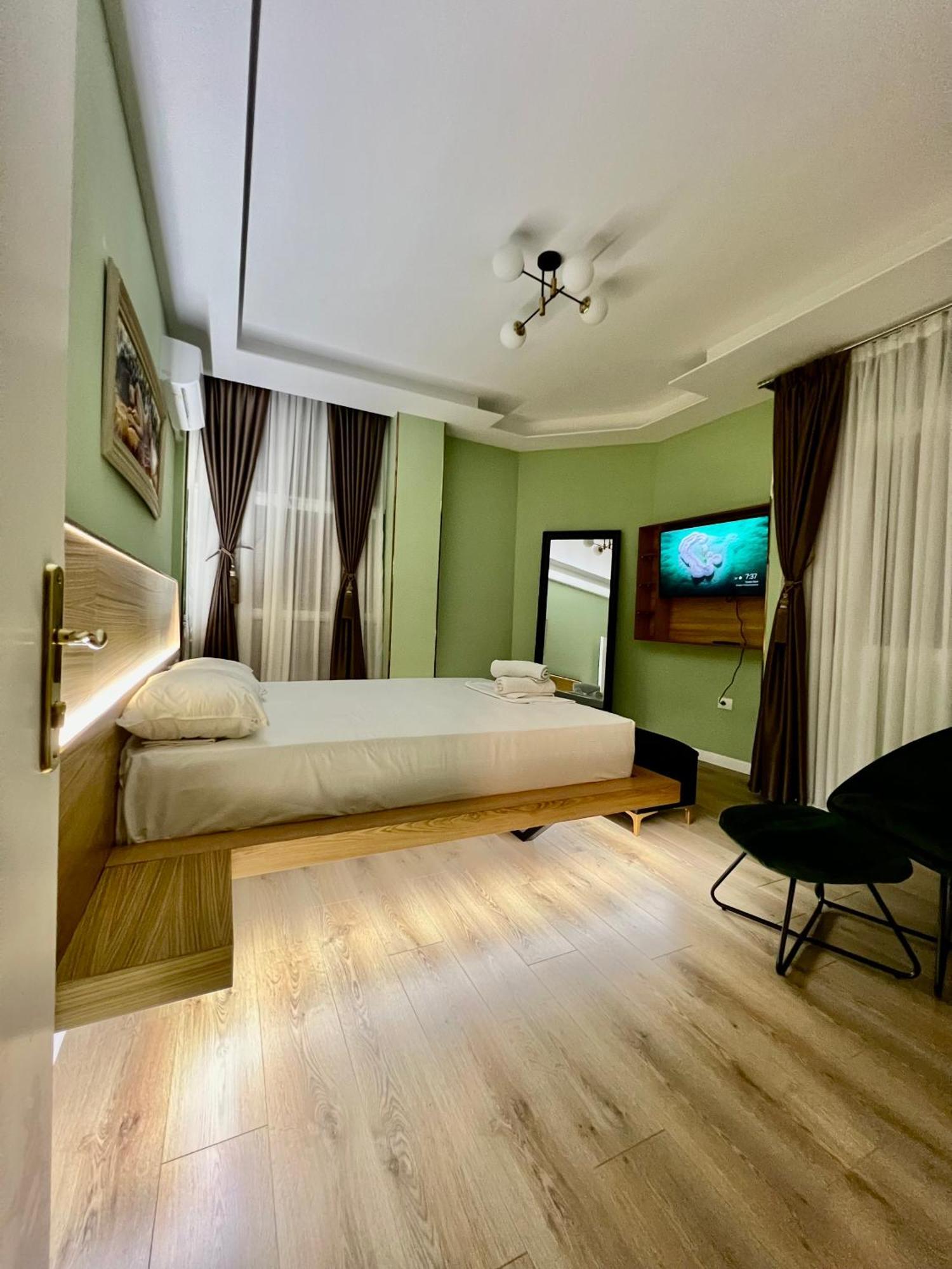 Spiranca Luxury Suites Тирана Екстериор снимка