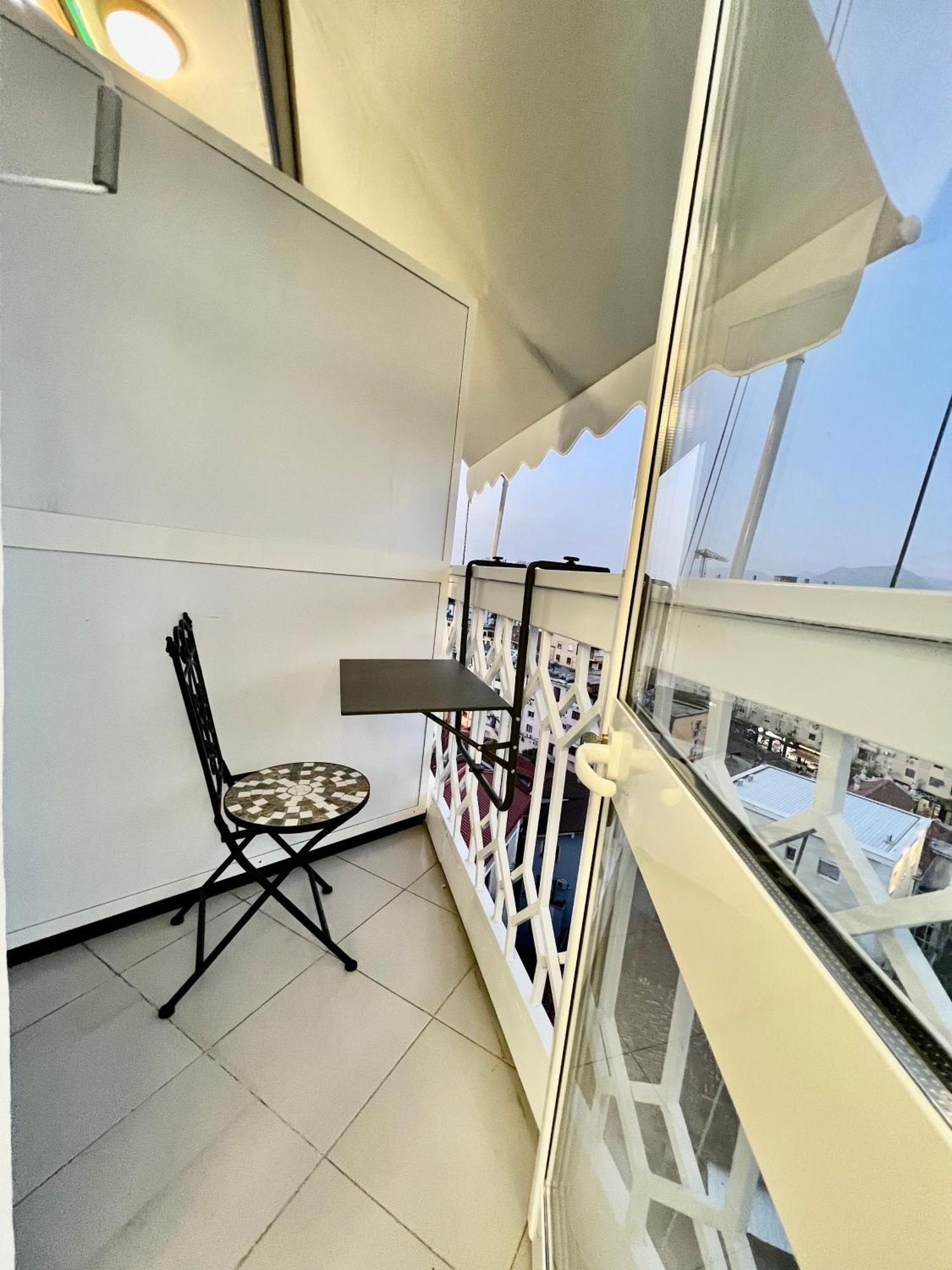 Spiranca Luxury Suites Тирана Стая снимка